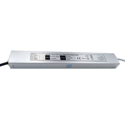 certification des CB SAA ETL de la CE de Super Thin Slim de conducteur de 36V 100W IP67 Constant Voltage LED