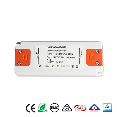 Alimentation d'énergie en plastique de C.C 60W du conducteur 24V de la classe 2 LED pour la lumière de bande de LED