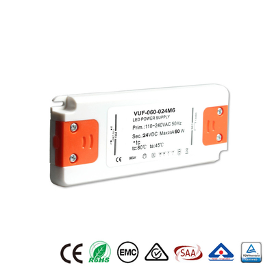 Alimentation d'énergie en plastique de C.C 60W du conducteur 24V de la classe 2 LED pour la lumière de bande de LED
