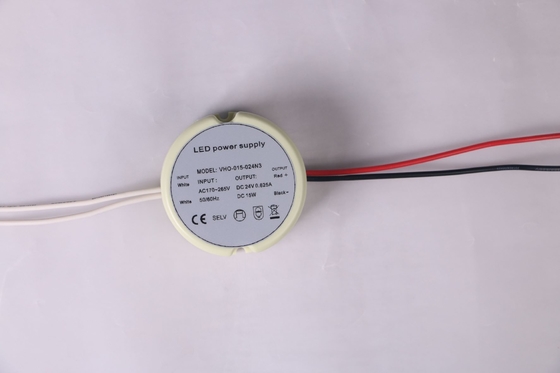 Alimentation d'énergie en plastique ronde du conducteur 12V 15W du cas IP20 LED pour la lumière de bande