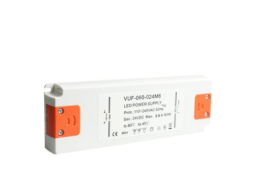 Conducteur antidéflagrant Ballast Anti Insulation à C.A. LED de RoHs 60W 24V