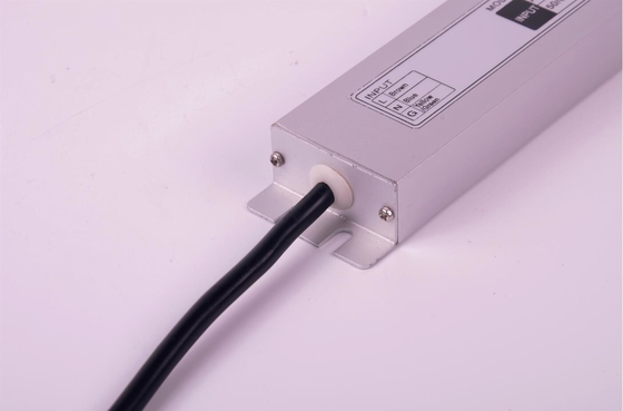 poids léger du conducteur 45W de 12V Constant Voltage Slimline LED 213x35.6x17.4mm