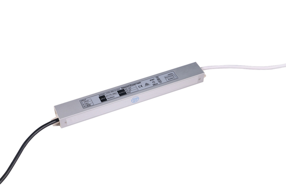 Conducteur électronique imperméable extérieur de LED 12V 60W pour la lampe au néon